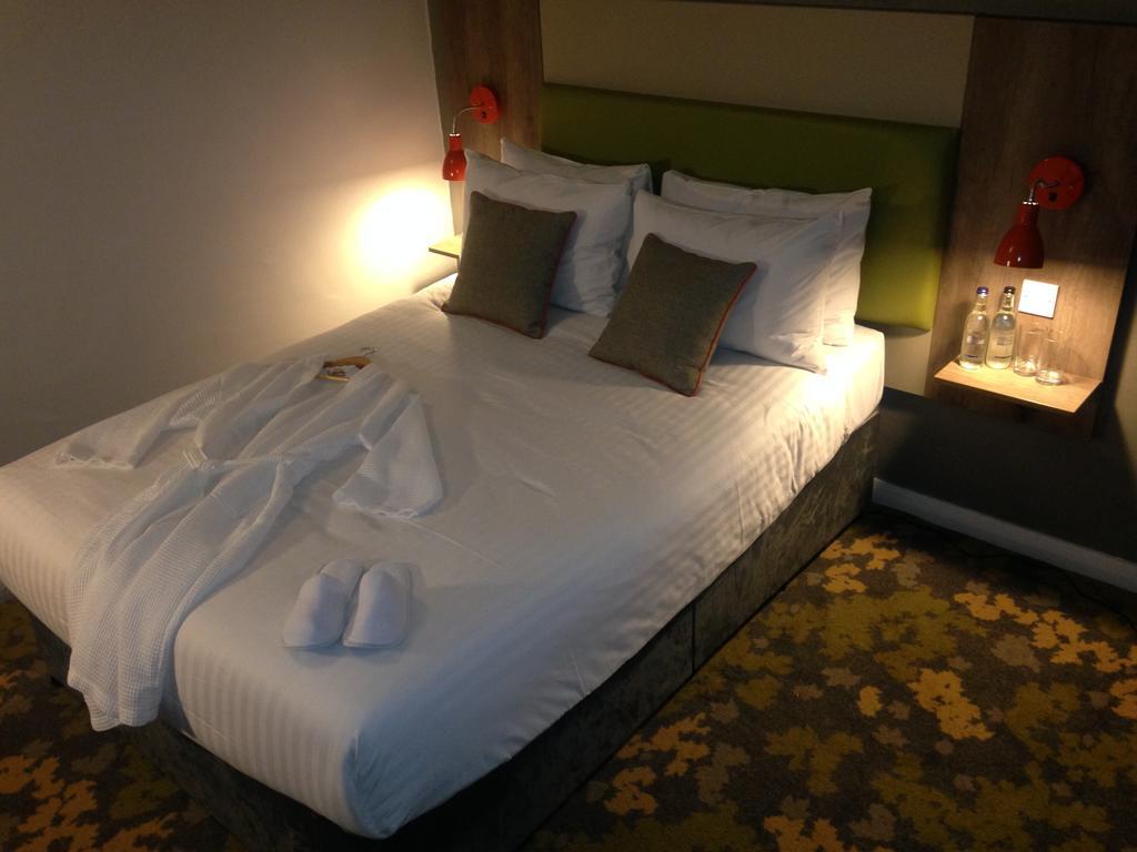 Epping Forest Hotel Woodford Eksteriør bilde