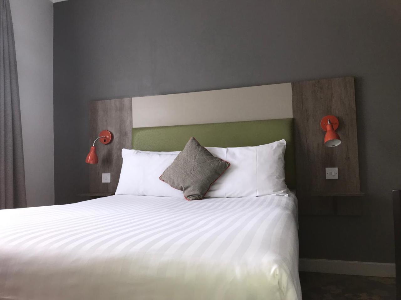 Epping Forest Hotel Woodford Eksteriør bilde